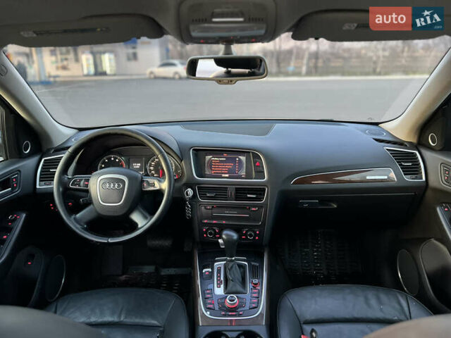 Черный Ауди Ку 5, объемом двигателя 1.98 л и пробегом 195 тыс. км за 11700 $, фото 15 на Automoto.ua