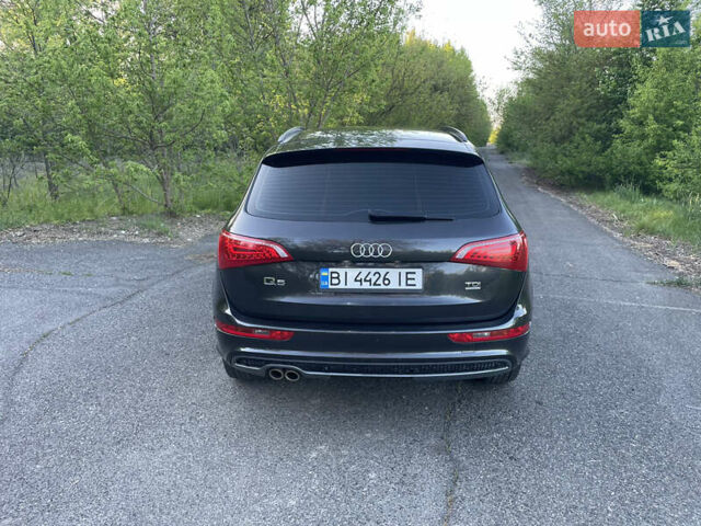 Черный Ауди Ку 5, объемом двигателя 1.97 л и пробегом 288 тыс. км за 12800 $, фото 4 на Automoto.ua