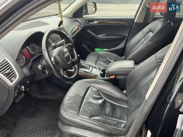 Черный Ауди Ку 5, объемом двигателя 1.98 л и пробегом 260 тыс. км за 12600 $, фото 8 на Automoto.ua