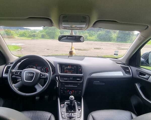 Черный Ауди Ку 5, объемом двигателя 1.97 л и пробегом 298 тыс. км за 13700 $, фото 6 на Automoto.ua