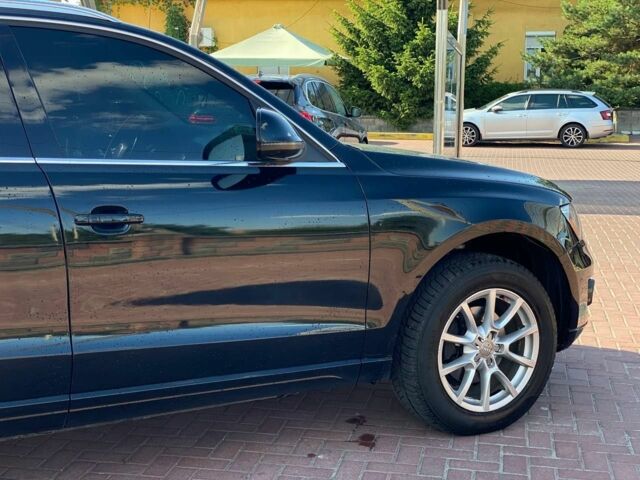 Черный Ауди Ку 5, объемом двигателя 2 л и пробегом 350 тыс. км за 9450 $, фото 2 на Automoto.ua