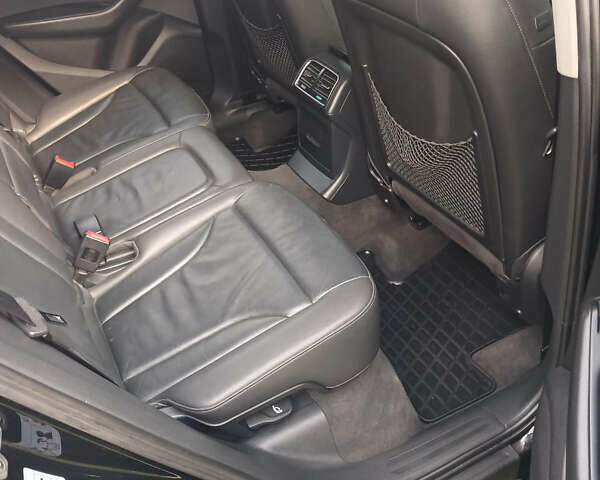 Черный Ауди Ку 5, объемом двигателя 1.98 л и пробегом 292 тыс. км за 10399 $, фото 17 на Automoto.ua