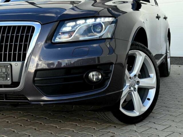 Черный Ауди Ку 5, объемом двигателя 3.2 л и пробегом 191 тыс. км за 8100 $, фото 4 на Automoto.ua