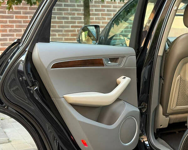 Черный Ауди Ку 5, объемом двигателя 2.97 л и пробегом 183 тыс. км за 15700 $, фото 31 на Automoto.ua