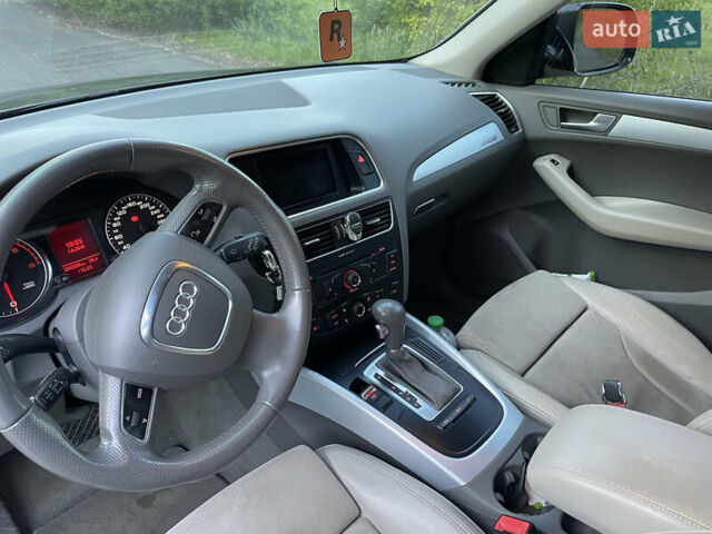 Черный Ауди Ку 5, объемом двигателя 1.97 л и пробегом 288 тыс. км за 12800 $, фото 12 на Automoto.ua