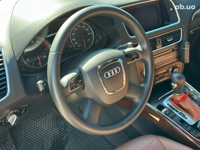 Черный Ауди Ку 5, объемом двигателя 2 л и пробегом 184 тыс. км за 16490 $, фото 42 на Automoto.ua