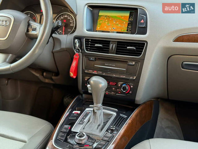 Черный Ауди Ку 5, объемом двигателя 2.97 л и пробегом 183 тыс. км за 15700 $, фото 25 на Automoto.ua