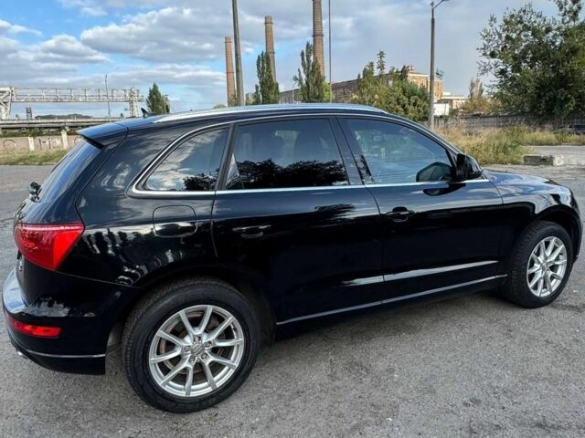 Черный Ауди Ку 5, объемом двигателя 2 л и пробегом 245 тыс. км за 11500 $, фото 3 на Automoto.ua