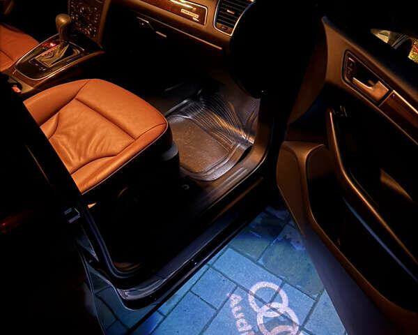 Черный Ауди Ку 5, объемом двигателя 1.98 л и пробегом 202 тыс. км за 11300 $, фото 17 на Automoto.ua