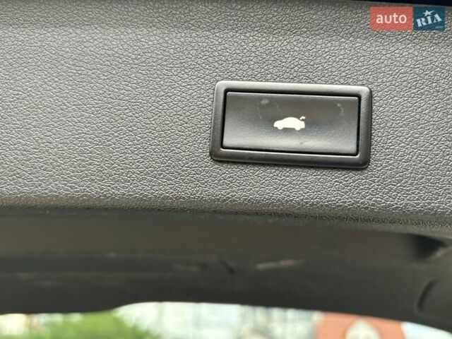 Черный Ауди Ку 5, объемом двигателя 2.97 л и пробегом 236 тыс. км за 16900 $, фото 21 на Automoto.ua