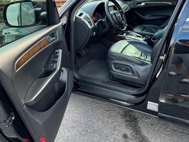 Черный Ауди Ку 5, объемом двигателя 2 л и пробегом 245 тыс. км за 11500 $, фото 5 на Automoto.ua