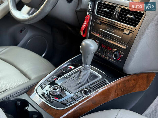 Черный Ауди Ку 5, объемом двигателя 2.97 л и пробегом 183 тыс. км за 15700 $, фото 23 на Automoto.ua