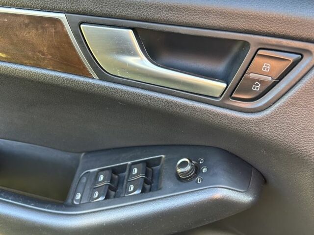 Ауди Ку 5 2010 в Радехове на Automoto.ua Черный Ауди Ку 5, объемом двигателя 2 л и пробегом 282 тыс. км за 9999 $, фото 14 на Automoto.ua