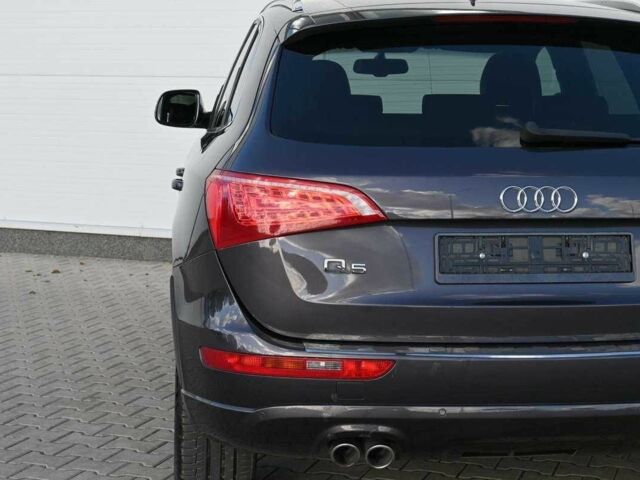 Черный Ауди Ку 5, объемом двигателя 3.2 л и пробегом 191 тыс. км за 8100 $, фото 10 на Automoto.ua