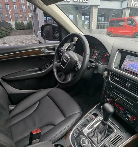 Черный Ауди Ку 5, объемом двигателя 1.98 л и пробегом 351 тыс. км за 9450 $, фото 14 на Automoto.ua