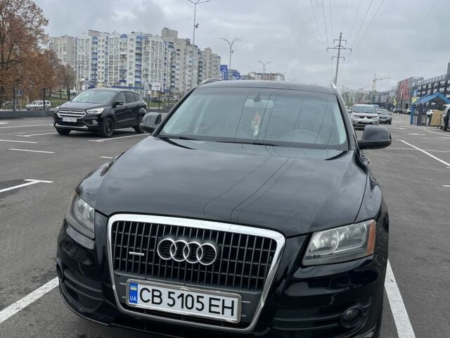 Черный Ауди Ку 5, объемом двигателя 2 л и пробегом 260 тыс. км за 13000 $, фото 2 на Automoto.ua
