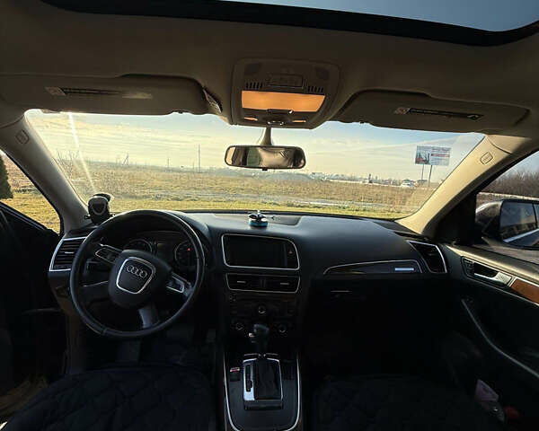 Черный Ауди Ку 5, объемом двигателя 1.98 л и пробегом 330 тыс. км за 9600 $, фото 7 на Automoto.ua