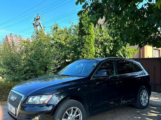 Черный Ауди Ку 5, объемом двигателя 2 л и пробегом 290 тыс. км за 9800 $, фото 1 на Automoto.ua