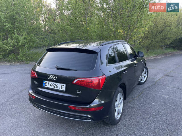 Черный Ауди Ку 5, объемом двигателя 1.97 л и пробегом 288 тыс. км за 12800 $, фото 3 на Automoto.ua