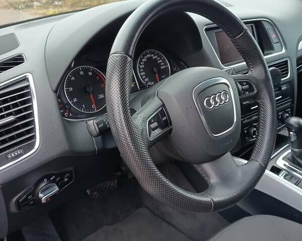 Черный Ауди Ку 5, объемом двигателя 1.98 л и пробегом 191 тыс. км за 13999 $, фото 11 на Automoto.ua