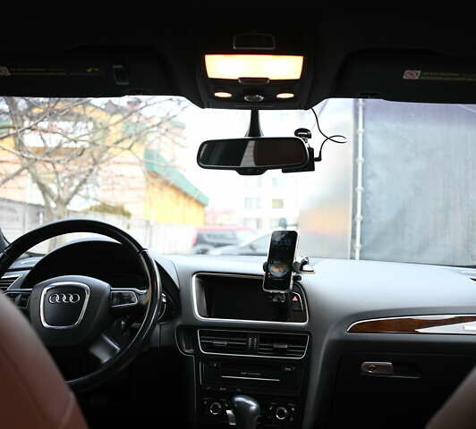 Чорний Ауді Ку 5, об'ємом двигуна 1.98 л та пробігом 210 тис. км за 12200 $, фото 41 на Automoto.ua