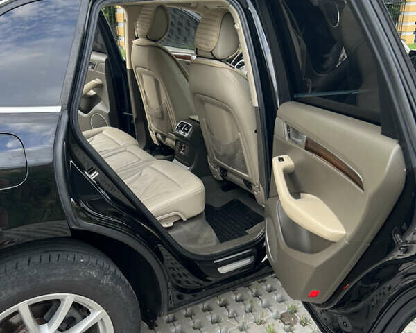 Черный Ауди Ку 5, объемом двигателя 1.98 л и пробегом 173 тыс. км за 12000 $, фото 18 на Automoto.ua