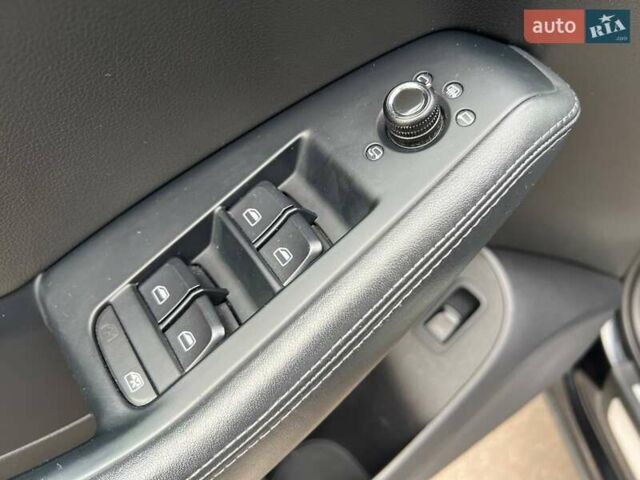 Чорний Ауді Ку 5, об'ємом двигуна 2.97 л та пробігом 220 тис. км за 18990 $, фото 11 на Automoto.ua