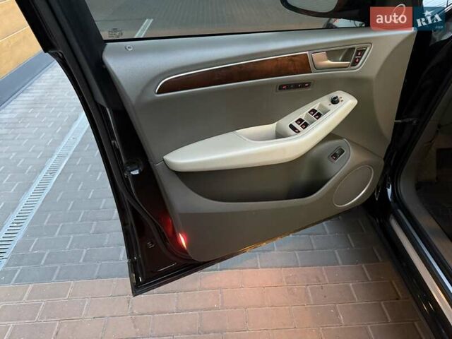 Черный Ауди Ку 5, объемом двигателя 1.98 л и пробегом 327 тыс. км за 11999 $, фото 30 на Automoto.ua