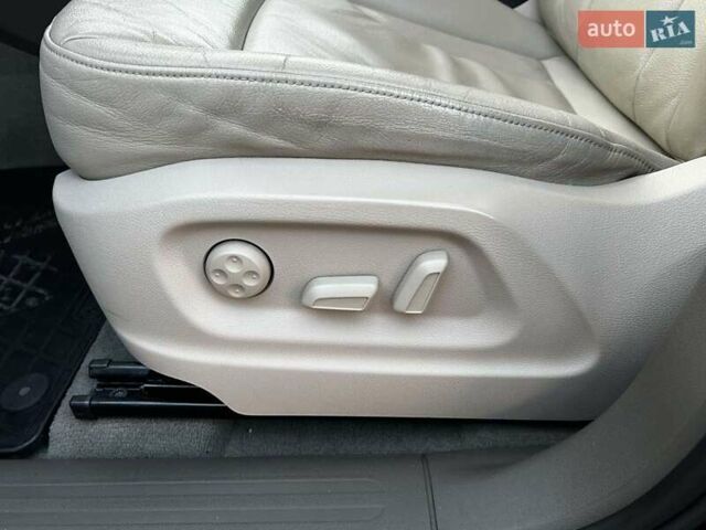 Чорний Ауді Ку 5, об'ємом двигуна 2 л та пробігом 136 тис. км за 12300 $, фото 35 на Automoto.ua