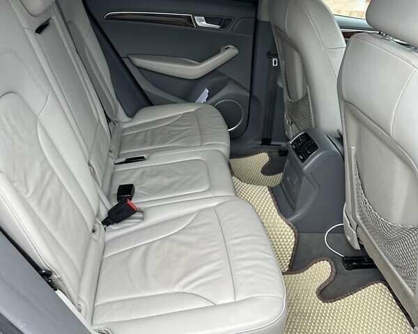 Чорний Ауді Ку 5, об'ємом двигуна 2 л та пробігом 245 тис. км за 11000 $, фото 3 на Automoto.ua