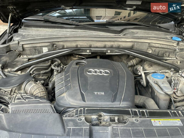 Чорний Ауді Ку 5, об'ємом двигуна 1.97 л та пробігом 318 тис. км за 13500 $, фото 6 на Automoto.ua