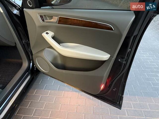 Черный Ауди Ку 5, объемом двигателя 1.98 л и пробегом 327 тыс. км за 11999 $, фото 38 на Automoto.ua