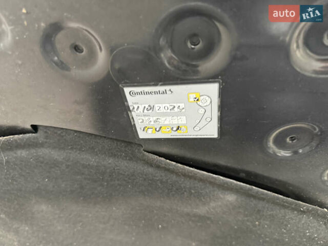 Чорний Ауді Ку 5, об'ємом двигуна 2 л та пробігом 279 тис. км за 16200 $, фото 27 на Automoto.ua