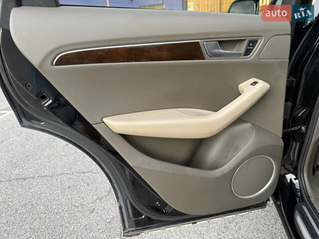 Черный Ауди Ку 5, объемом двигателя 1.98 л и пробегом 233 тыс. км за 9900 $, фото 31 на Automoto.ua