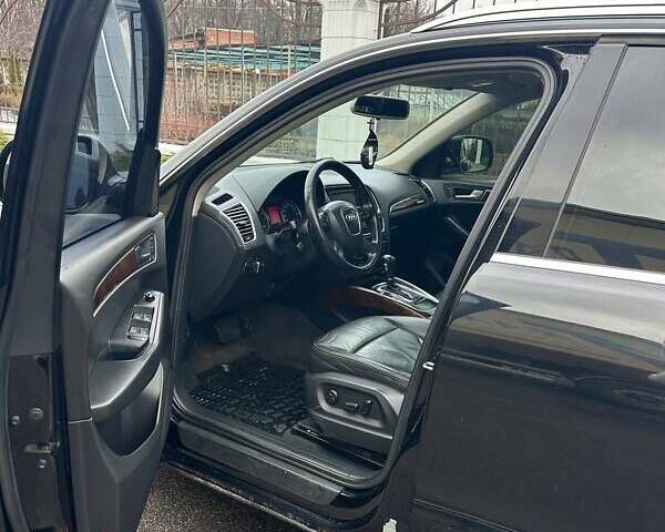 Черный Ауди Ку 5, объемом двигателя 1.98 л и пробегом 215 тыс. км за 11300 $, фото 7 на Automoto.ua