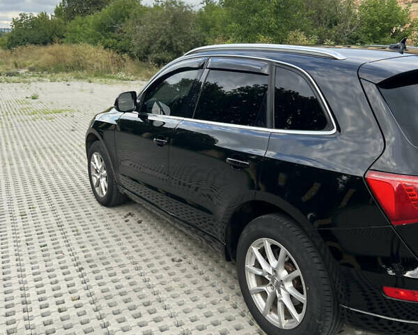 Черный Ауди Ку 5, объемом двигателя 1.98 л и пробегом 173 тыс. км за 12000 $, фото 6 на Automoto.ua