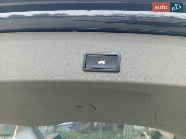 Черный Ауди Ку 5, объемом двигателя 2 л и пробегом 200 тыс. км за 10700 $, фото 31 на Automoto.ua