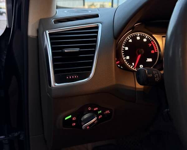 Черный Ауди Ку 5, объемом двигателя 1.98 л и пробегом 327 тыс. км за 11999 $, фото 32 на Automoto.ua