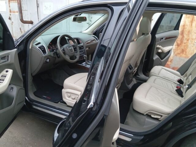 Черный Ауди Ку 5, объемом двигателя 2 л и пробегом 198 тыс. км за 10900 $, фото 9 на Automoto.ua