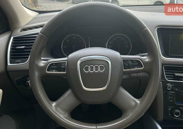 Черный Ауди Ку 5, объемом двигателя 1.97 л и пробегом 288 тыс. км за 14900 $, фото 35 на Automoto.ua