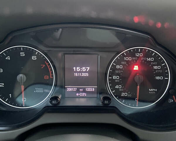 Черный Ауди Ку 5, объемом двигателя 1.98 л и пробегом 334 тыс. км за 11500 $, фото 8 на Automoto.ua