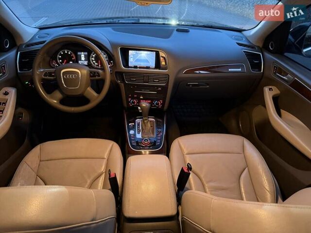 Черный Ауди Ку 5, объемом двигателя 1.98 л и пробегом 327 тыс. км за 11999 $, фото 42 на Automoto.ua