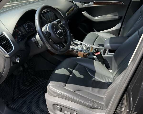 Черный Ауди Ку 5, объемом двигателя 1.98 л и пробегом 176 тыс. км за 12300 $, фото 13 на Automoto.ua