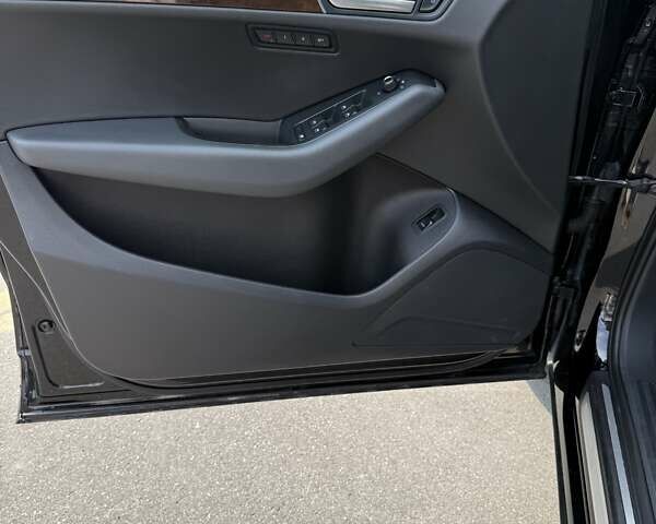 Черный Ауди Ку 5, объемом двигателя 1.98 л и пробегом 176 тыс. км за 12300 $, фото 15 на Automoto.ua