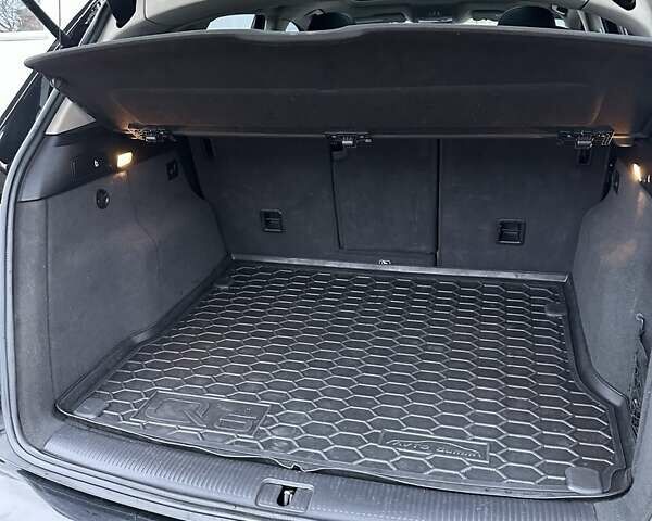 Черный Ауди Ку 5, объемом двигателя 1.98 л и пробегом 215 тыс. км за 11300 $, фото 13 на Automoto.ua