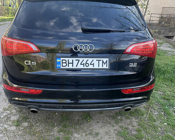 Черный Ауди Ку 5, объемом двигателя 3.2 л и пробегом 244 тыс. км за 13000 $, фото 3 на Automoto.ua
