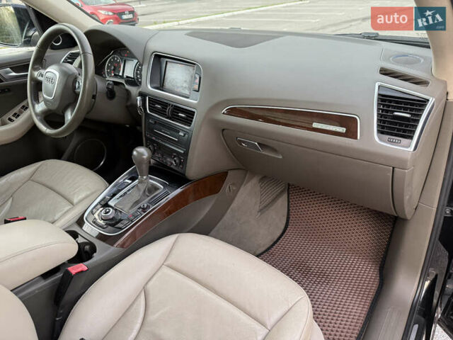 Черный Ауди Ку 5, объемом двигателя 1.98 л и пробегом 233 тыс. км за 9900 $, фото 25 на Automoto.ua