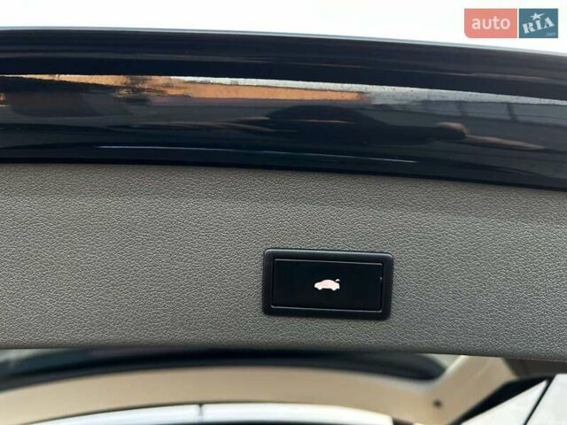 Чорний Ауді Ку 5, об'ємом двигуна 2 л та пробігом 136 тис. км за 12300 $, фото 42 на Automoto.ua