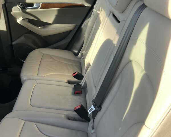 Черный Ауди Ку 5, объемом двигателя 1.98 л и пробегом 196 тыс. км за 13700 $, фото 11 на Automoto.ua