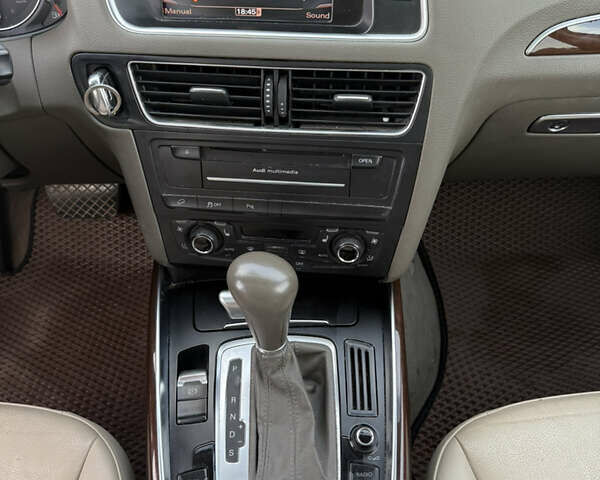 Черный Ауди Ку 5, объемом двигателя 1.98 л и пробегом 233 тыс. км за 9900 $, фото 23 на Automoto.ua